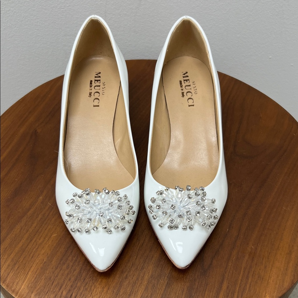 Sesto Meucci White Bead-Embellished Kitten Heels